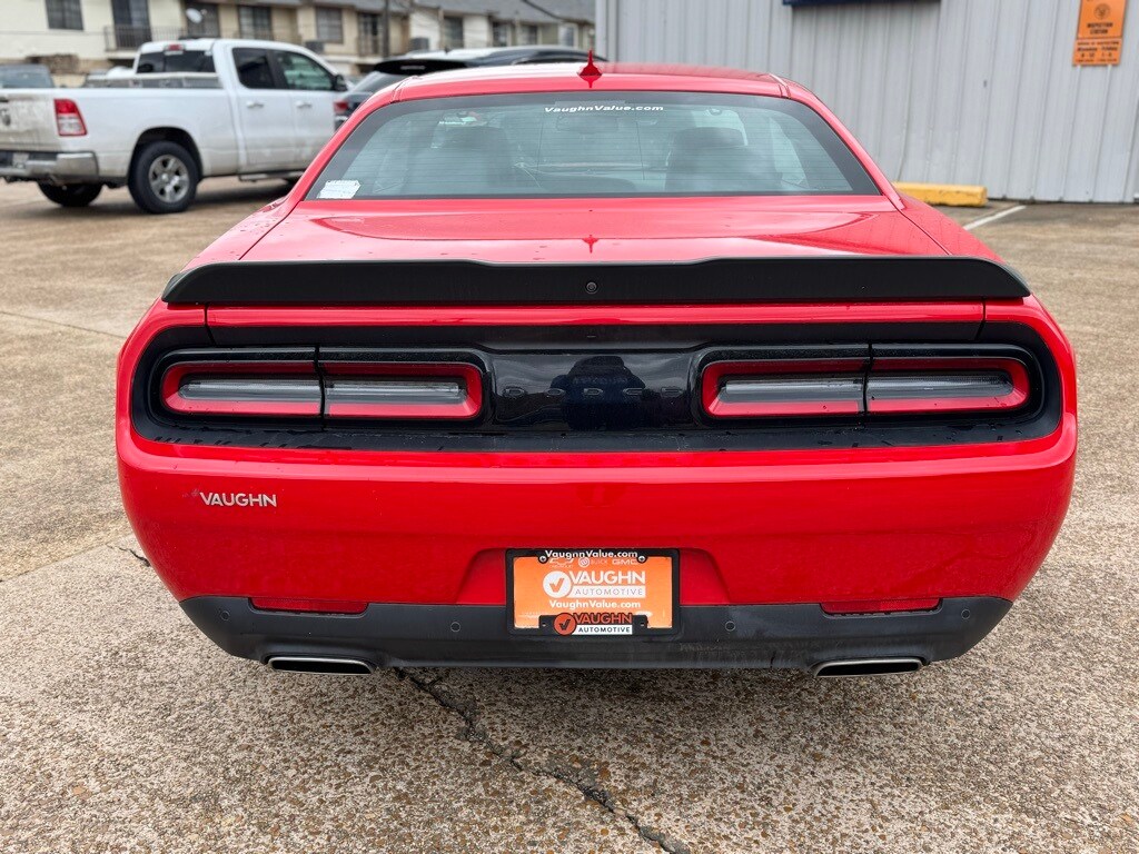 2023 Dodge Challenger GT photo 4