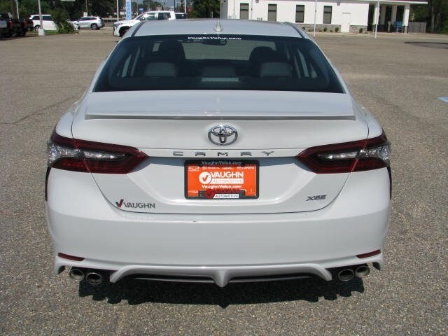 2023 Toyota Camry XSE photo 4