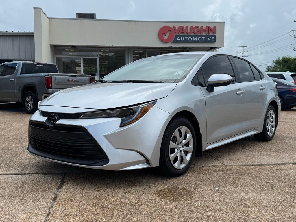 2026 Toyota Corolla LE CVT's photo