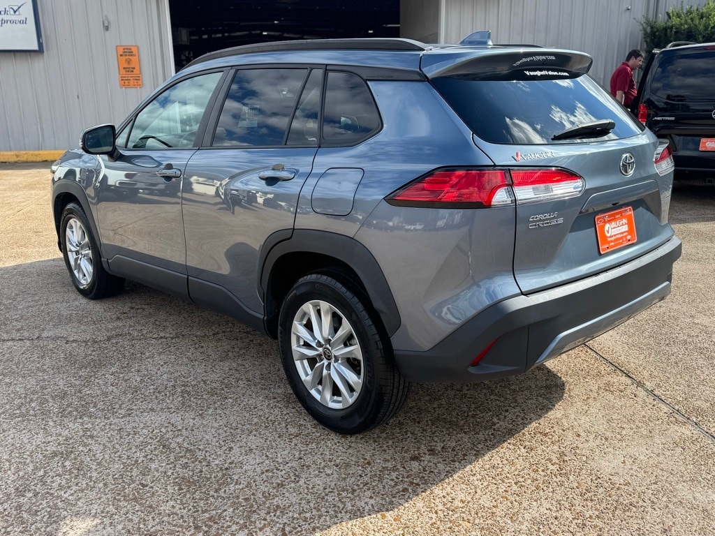 Used 2022 Toyota Corolla Cross LE SUV