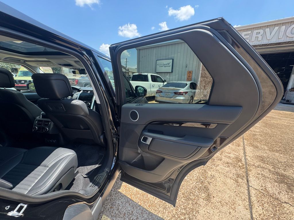 2024 Land Rover Discovery S - Photo 23