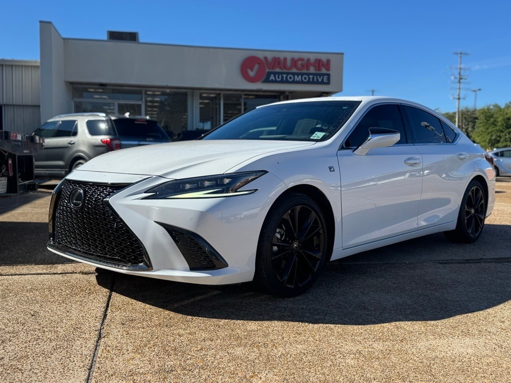 2022 Lexus ES