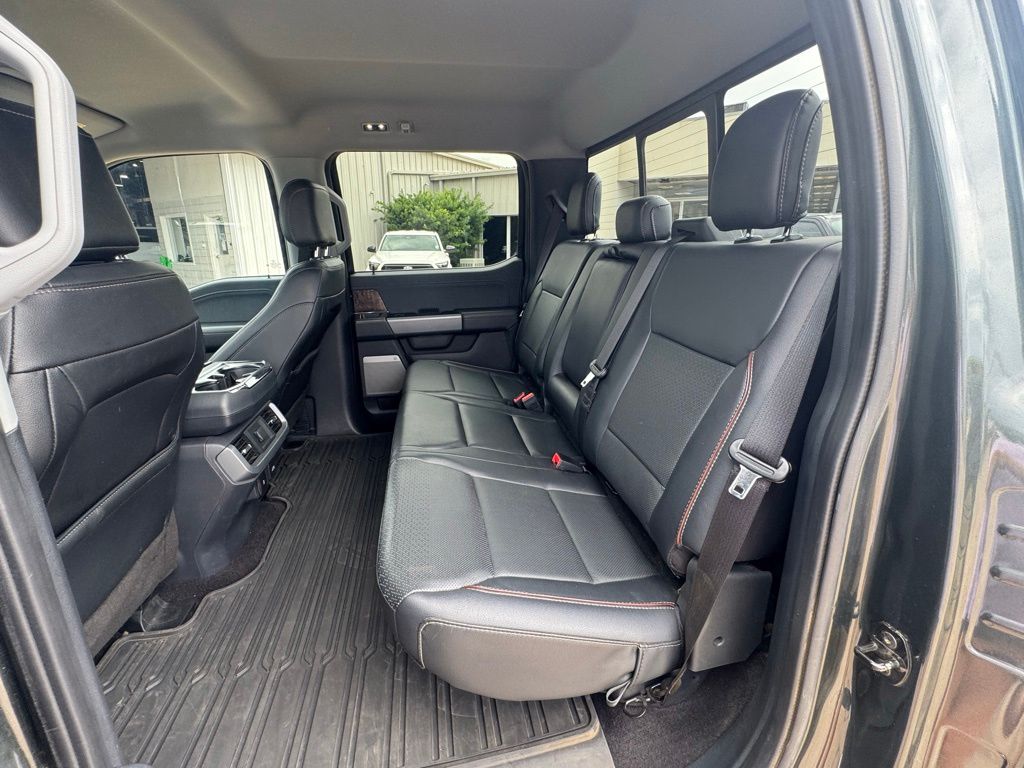 2021 Ford F-150 Lariat - Photo 17