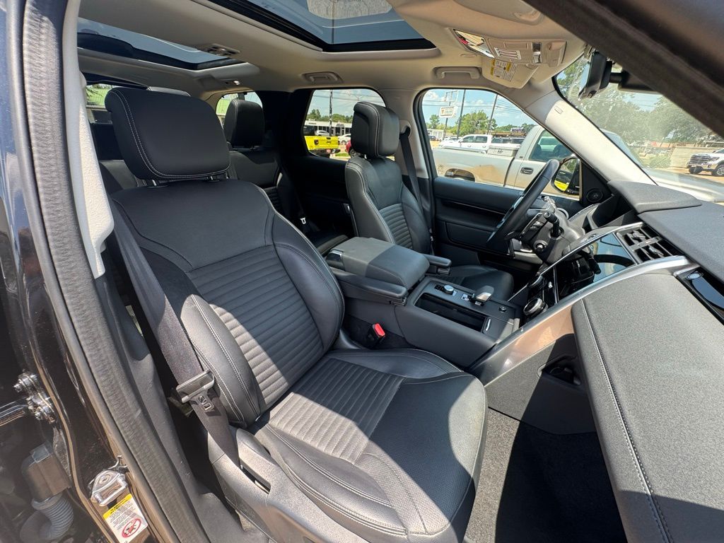 2024 Land Rover Discovery S - Photo 25
