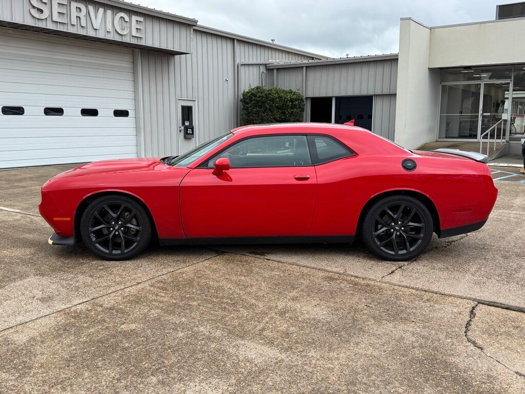 2023 Dodge Challenger GT photo 2