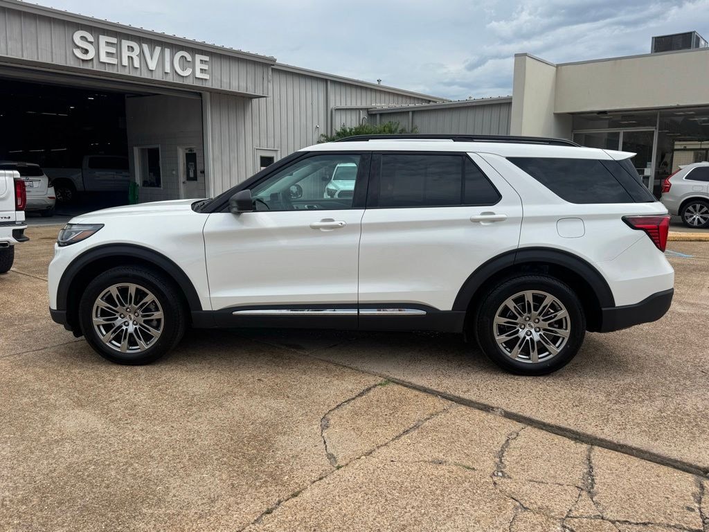 Used 2025 Ford Explorer Active SUV