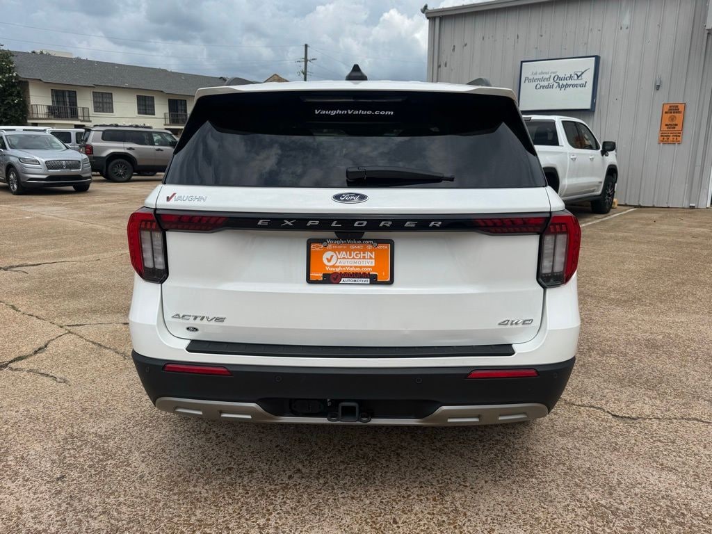 Used 2025 Ford Explorer Active SUV