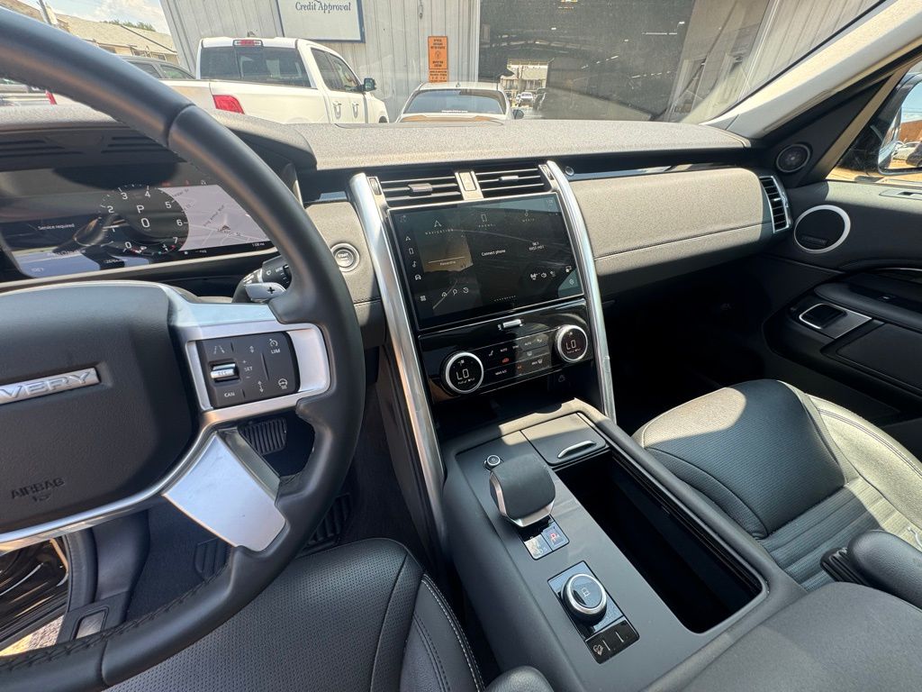 2024 Land Rover Discovery S - Photo 14