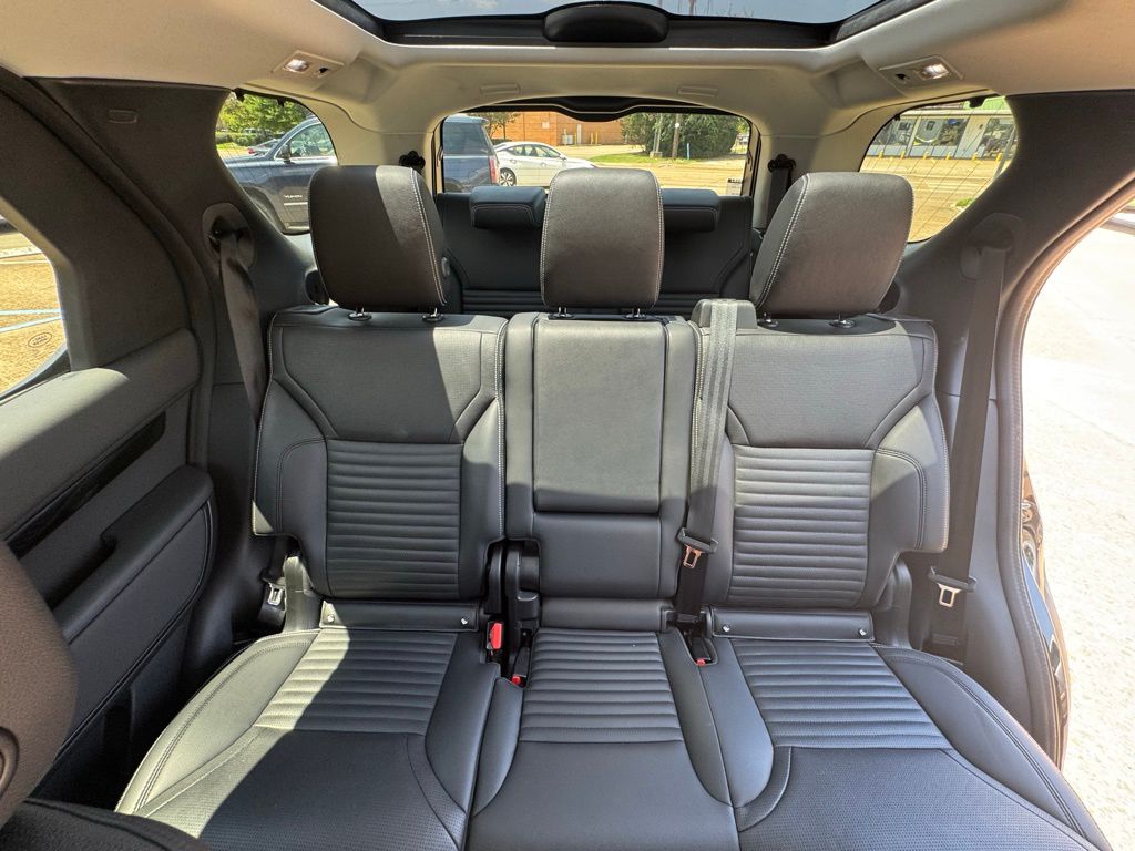 2024 Land Rover Discovery S - Photo 20