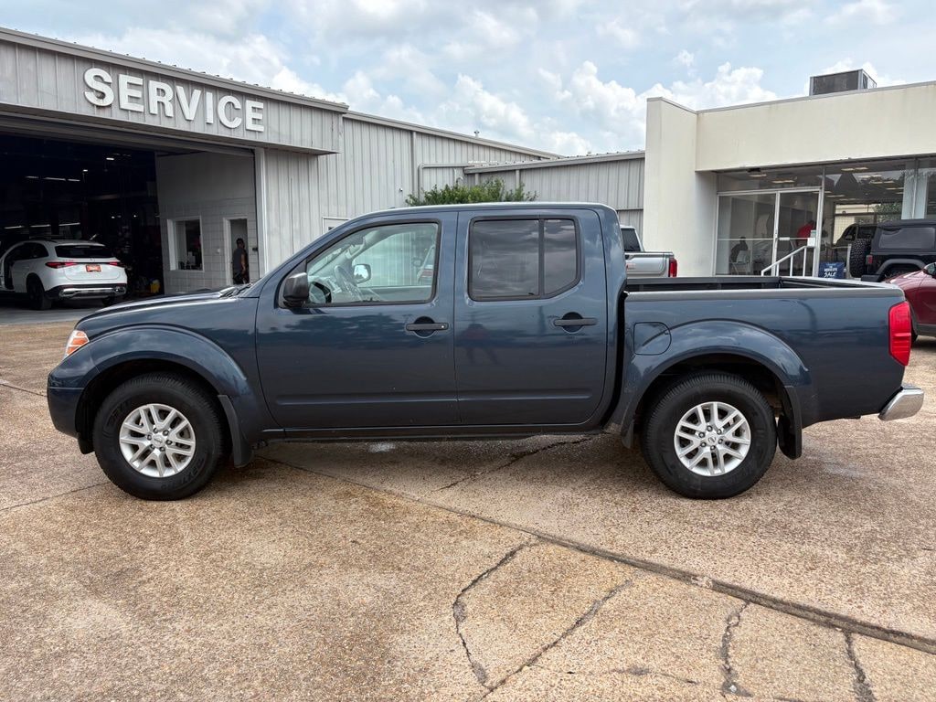 Used 2018 Nissan Frontier SV Truck Crew Cab