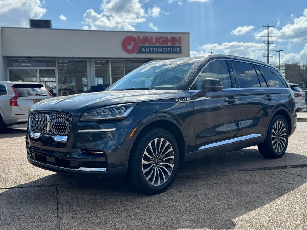 2022 Lincoln Aviator Reserve AWD's photo