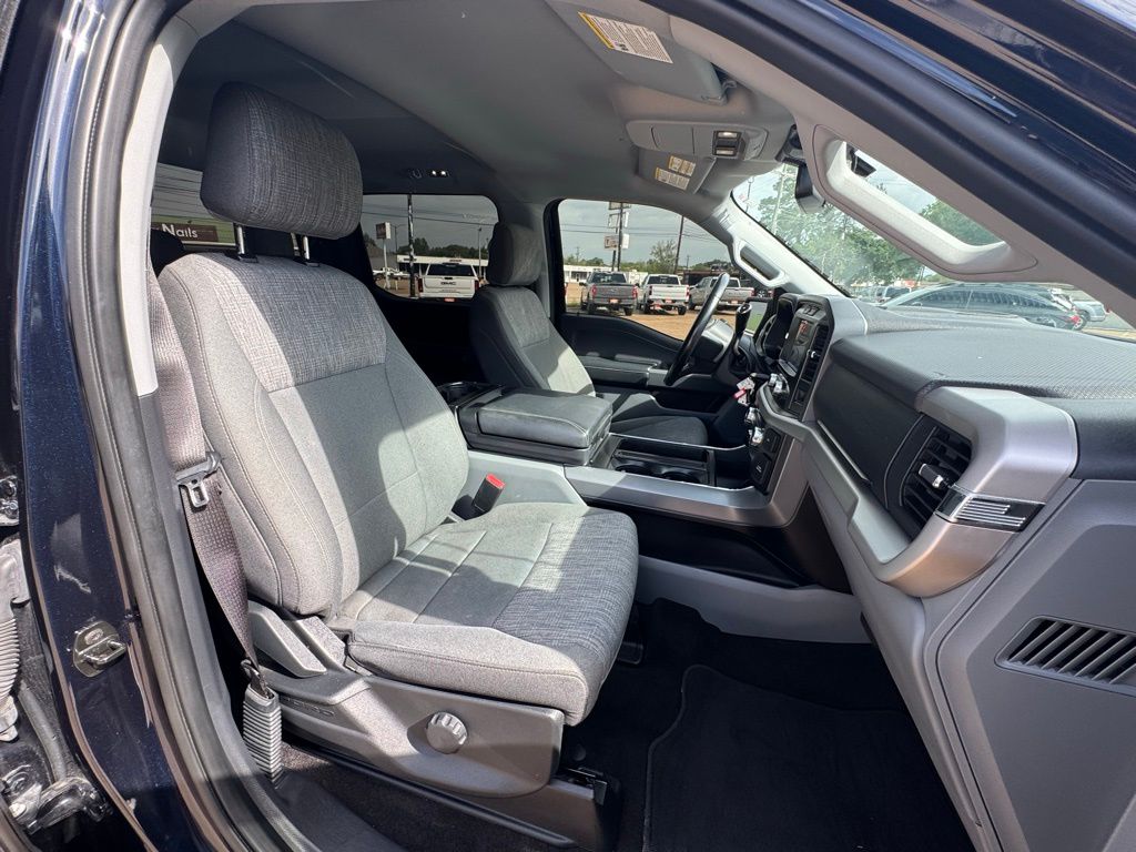 2022 Ford F-150 XLT - Photo 17