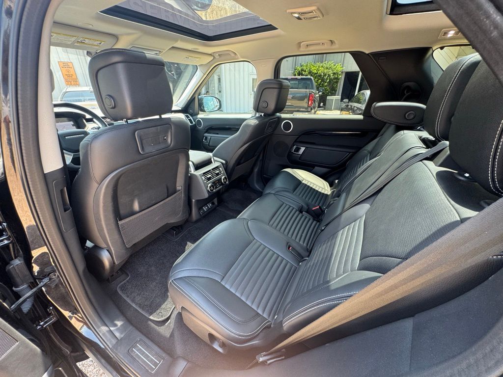 2024 Land Rover Discovery S - Photo 18
