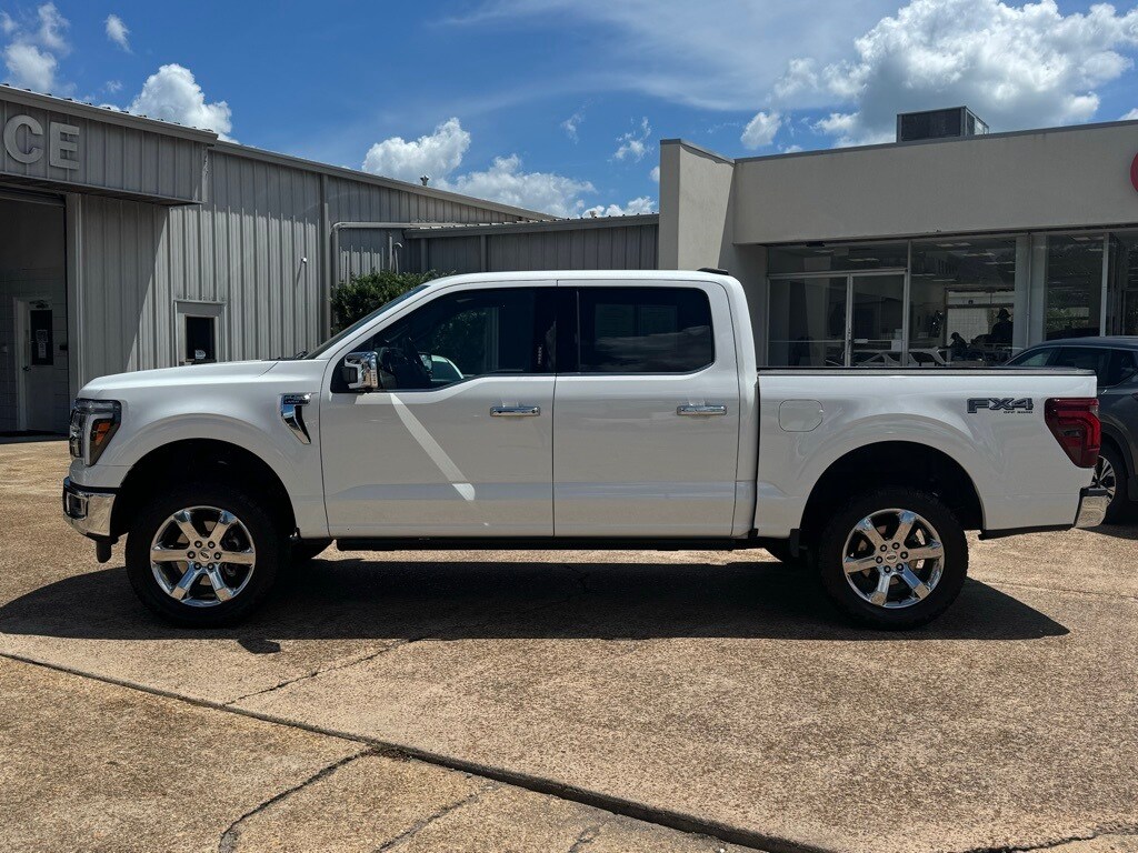 2024 Ford F-150 Lariat photo 2