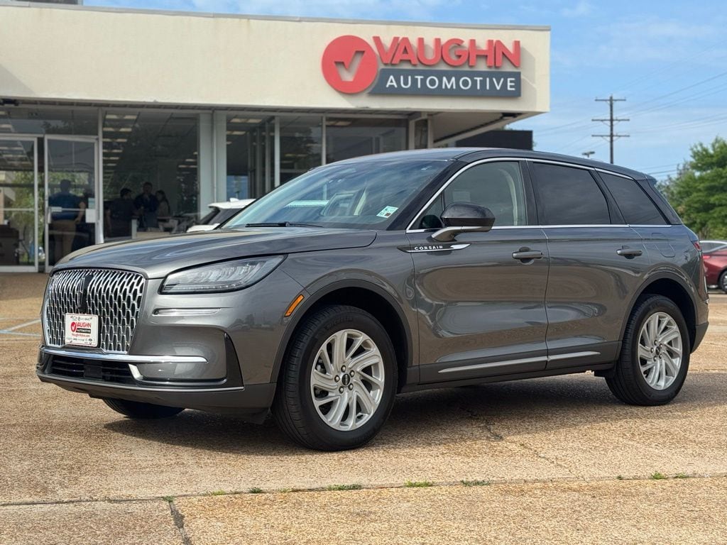 2024 Lincoln Corsair Premiere FWD's photo