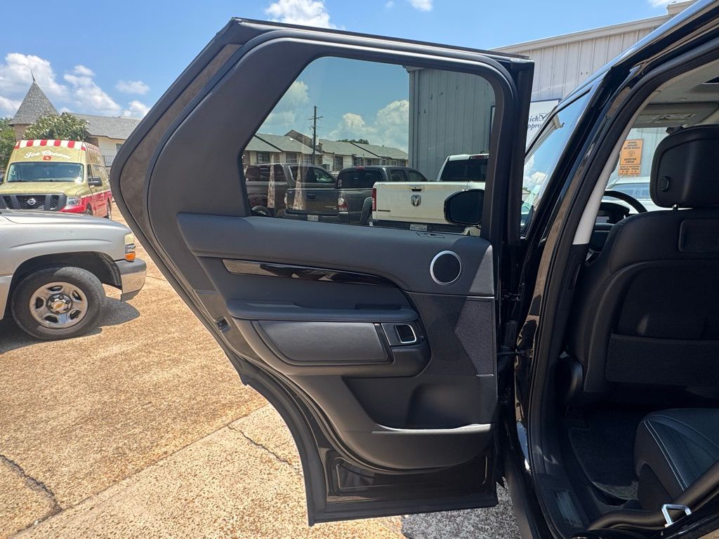 2024 Land Rover Discovery S - Photo 17