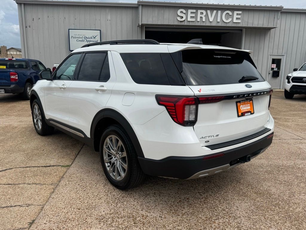 Used 2025 Ford Explorer Active SUV