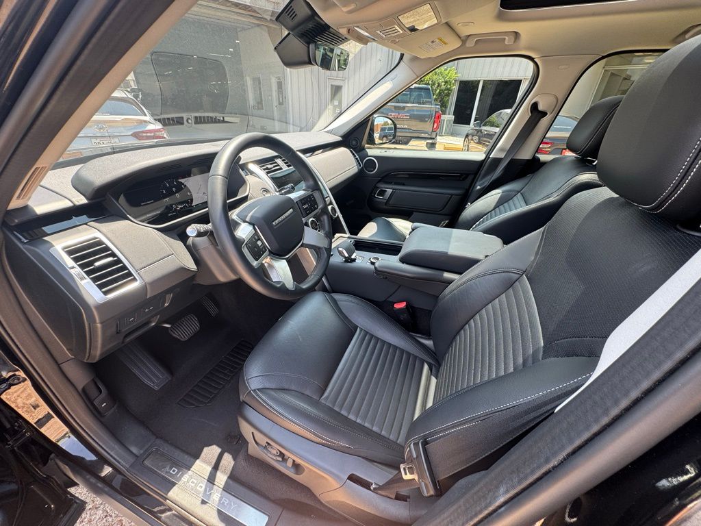2024 Land Rover Discovery S - Photo 10