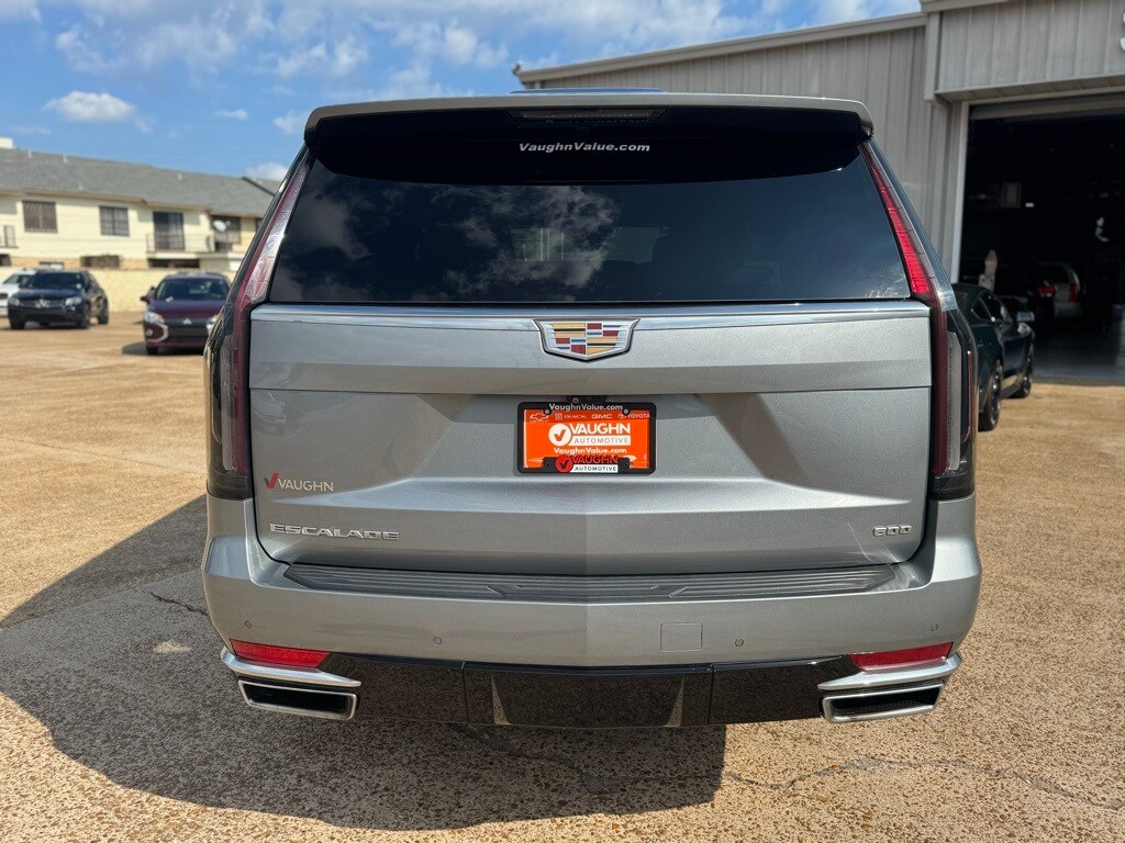 2023 Cadillac Escalade ESV Premium Luxury photo 4