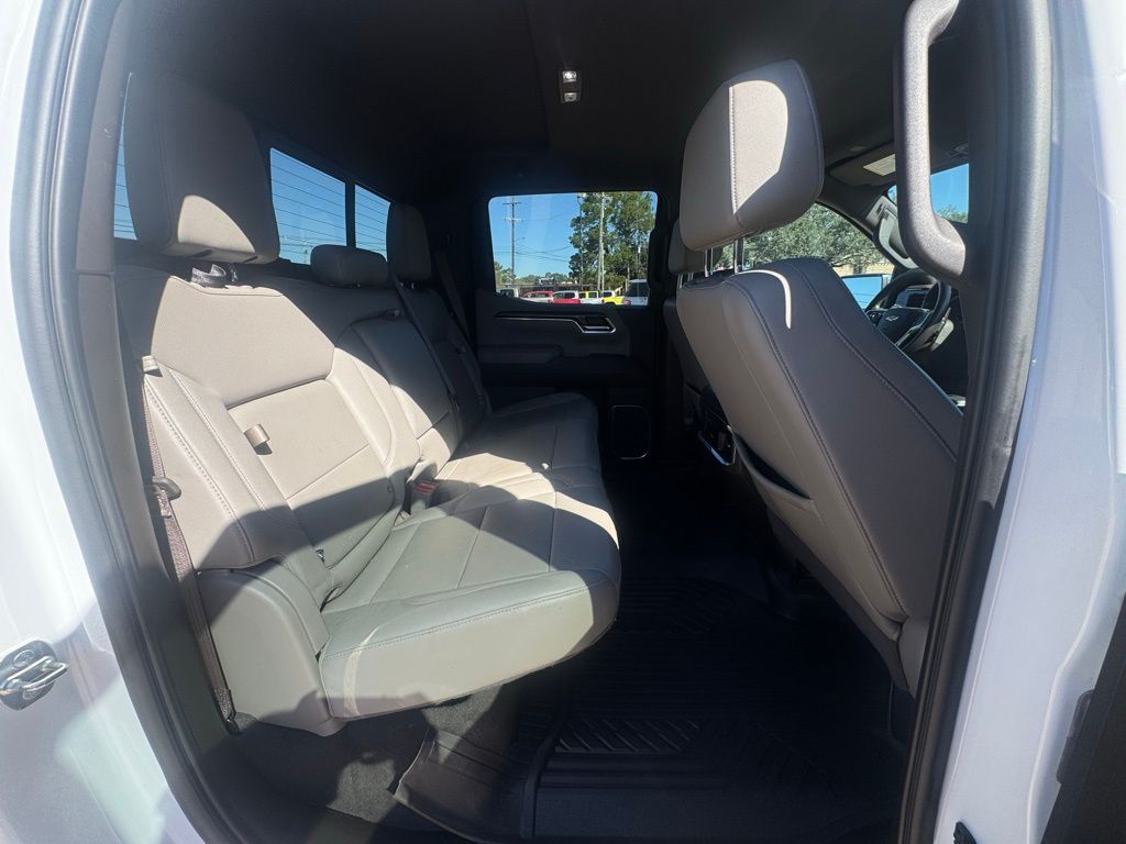 2023 Chevrolet Silverado 1500 LTZ - Photo 19