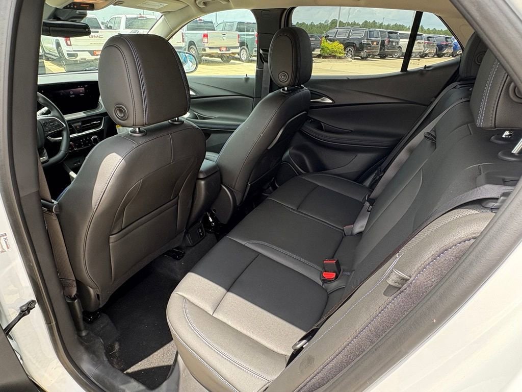 2026 Buick Encore GX Sport Touring - Photo 16