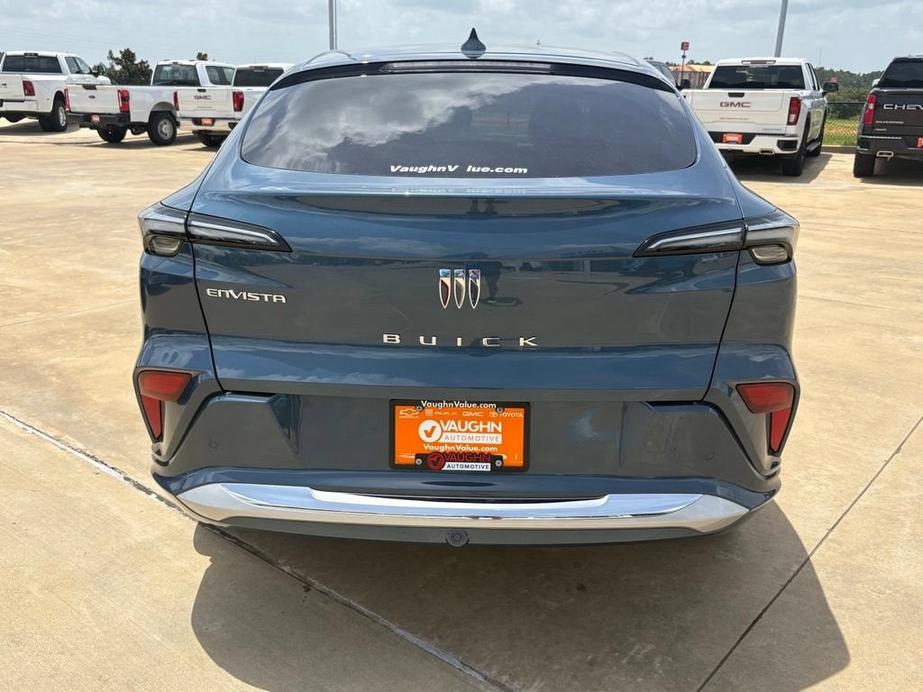 New 2026 Buick Envista Avenir SUV