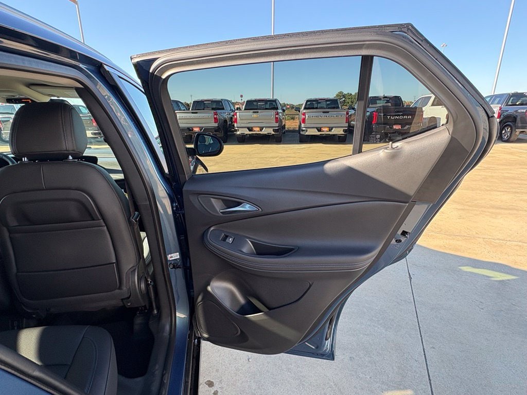 2026 Buick Encore GX Sport Touring - Photo 18