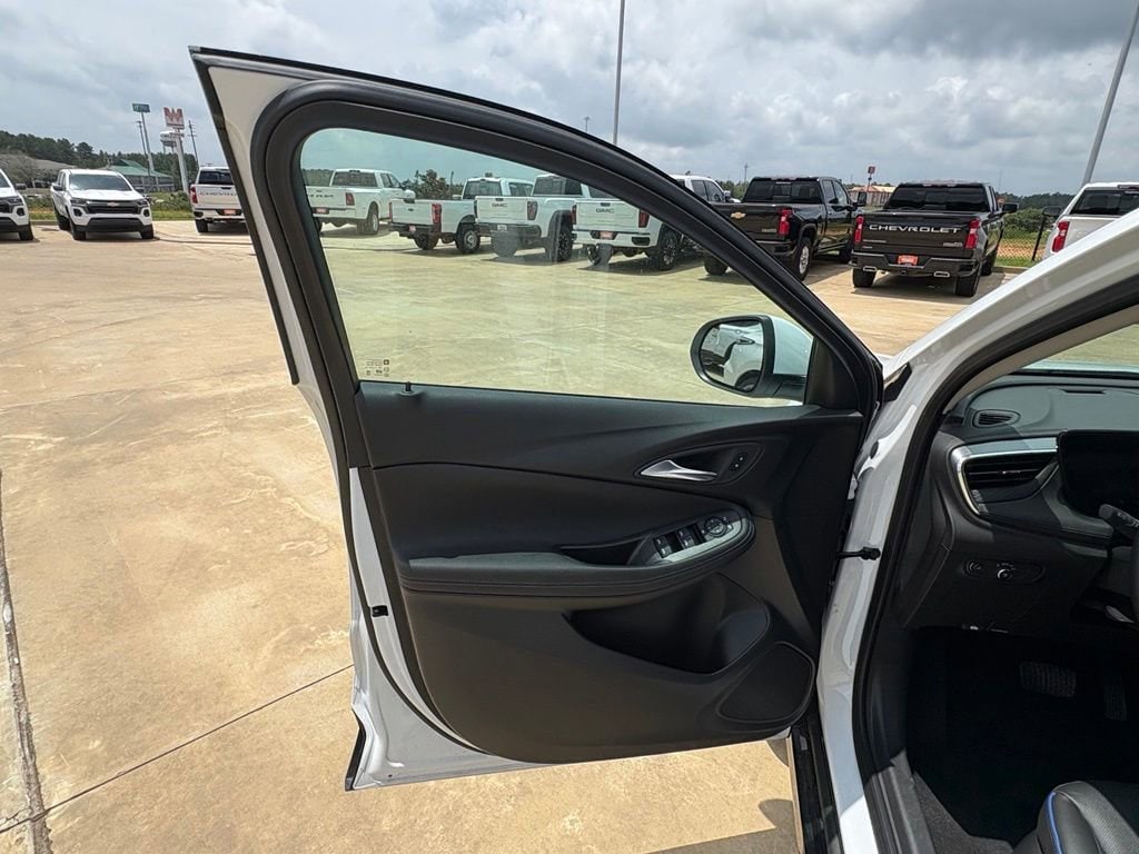 2026 Buick Encore GX Sport Touring - Photo 9