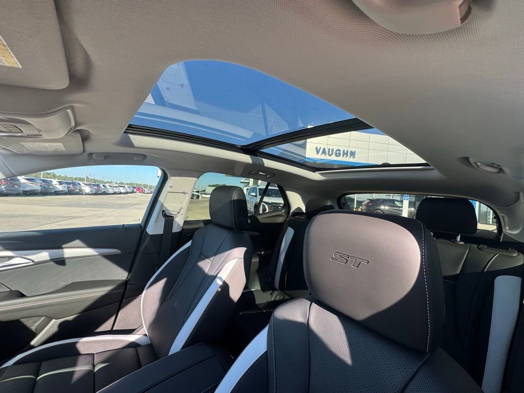 2026 Buick Envision Sport Touring - Photo 11