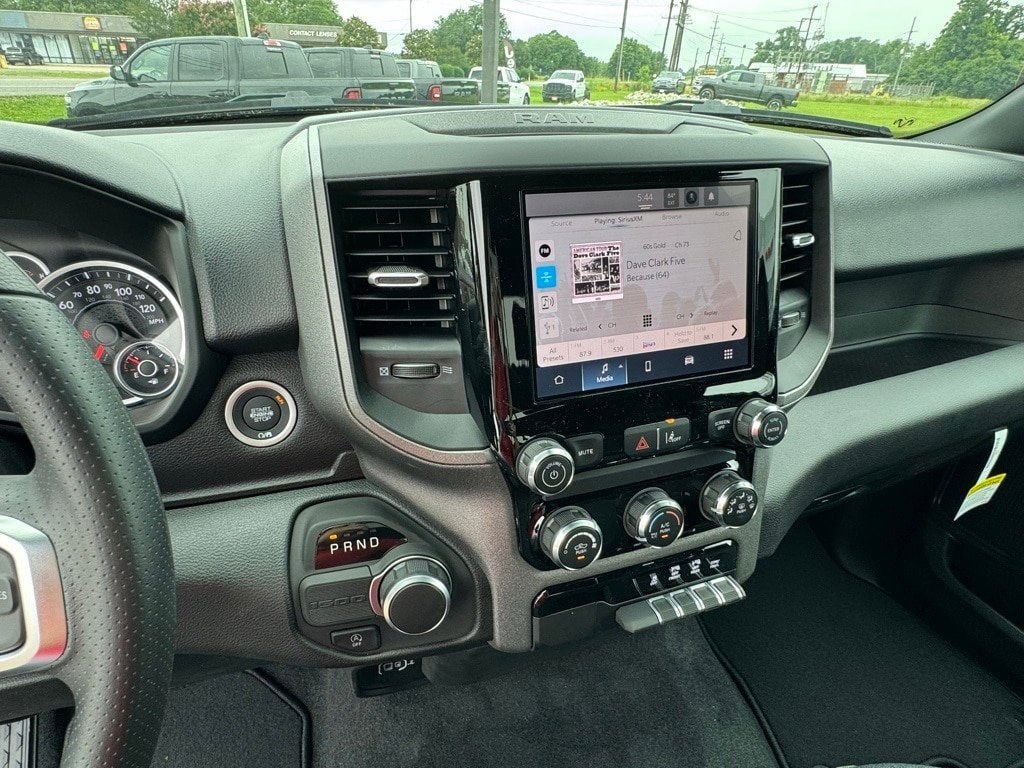 2025 RAM 1500 Tradesman - Photo 12