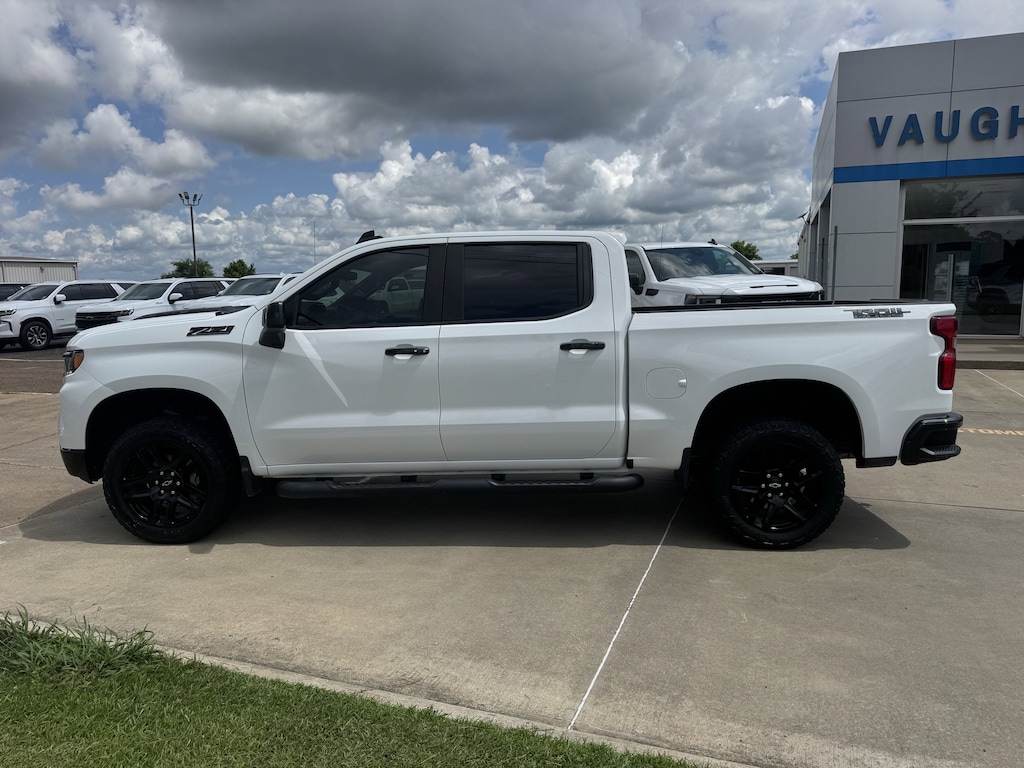 Used 2024 Chevrolet Silverado 1500 LT Trail Boss Truck Crew Cab