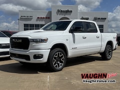 2026 Ram 1500 LARAMIE CREW CAB 4X4 5'7 BOX Pickup