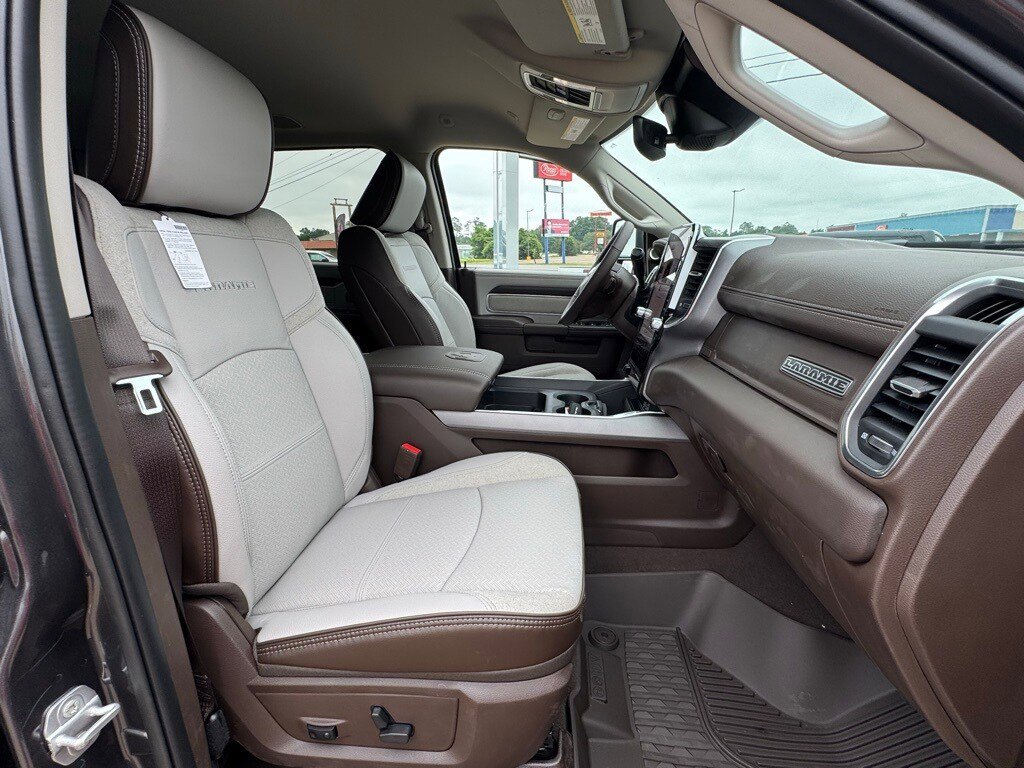2025 RAM 2500 Laramie - Photo 19
