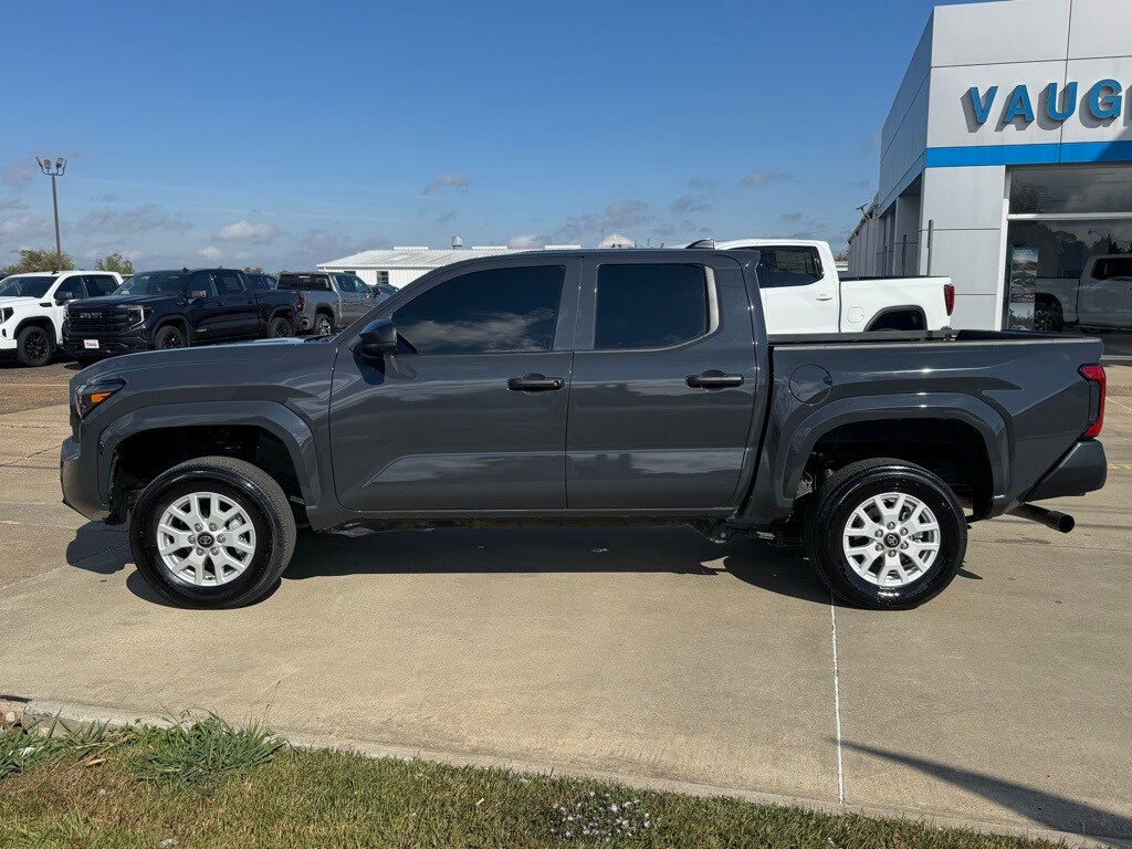 Used 2024 Toyota Tacoma SR Truck Double Cab