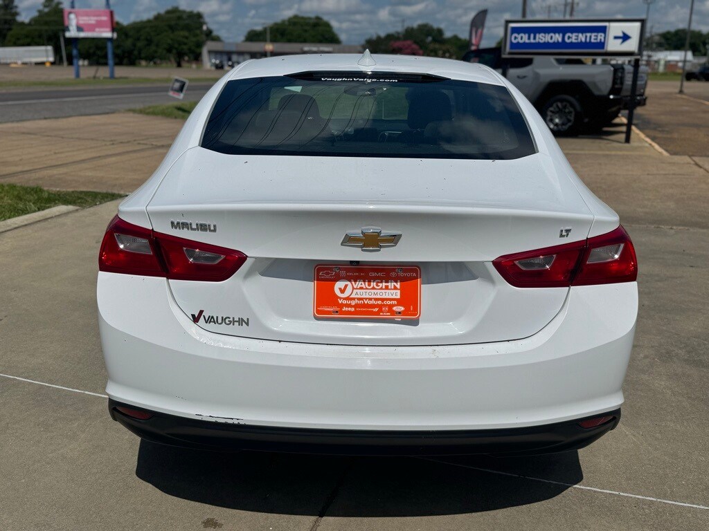 2023 Chevrolet Malibu 1LT photo 4