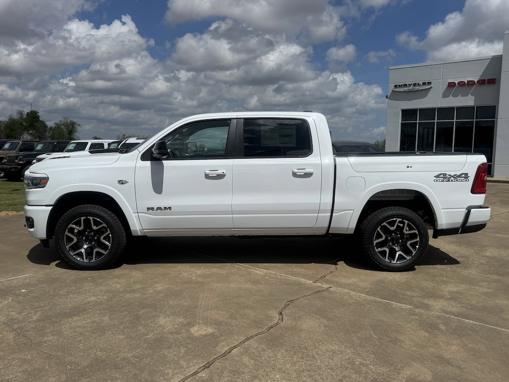 New 2026 Ram 1500 LARAMIE CREW CAB 4X4 5'7 BOX Pickup