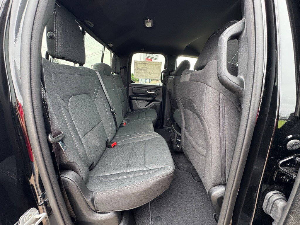 2025 RAM 1500 Tradesman - Photo 18