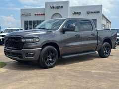 2025 Ram 1500 TRADESMAN CREW CAB 4X4 5'7 BOX Pickup