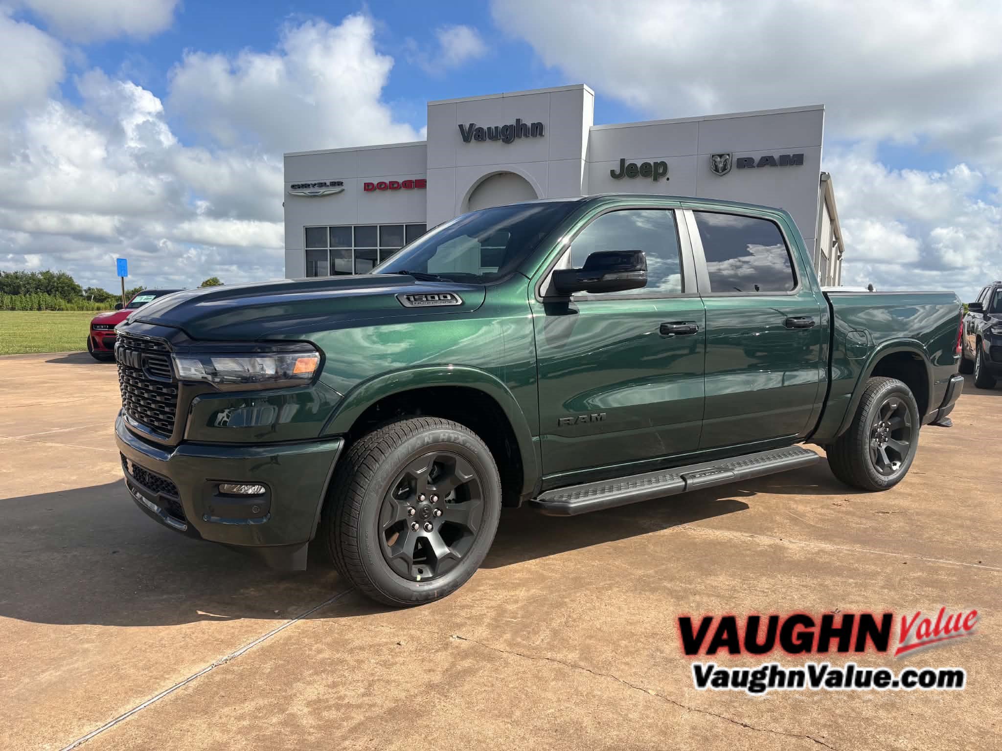 2027 Ram 1500 BIGHORN/LONESTAR CREW 4X4 Pickup