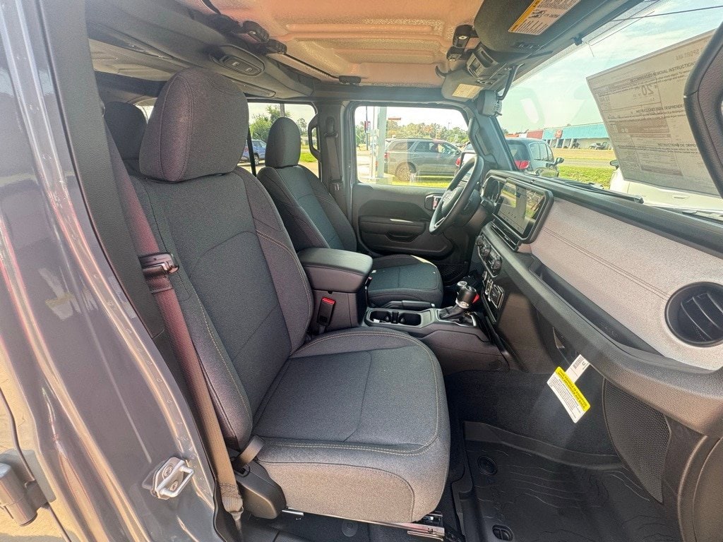 2025 Jeep Wrangler 4-Door Sport - Photo 21