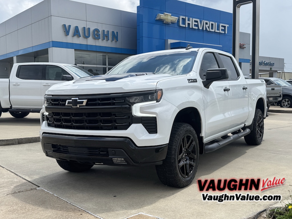 Used 2024 Chevrolet Silverado 1500 LT Trail Boss Truck Crew Cab