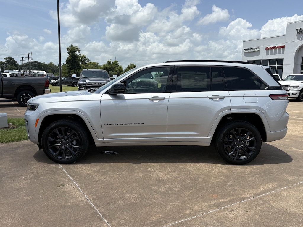 New 2026 Jeep Grand Cherokee LIMITED RESERVE 4X4 Sport Utility