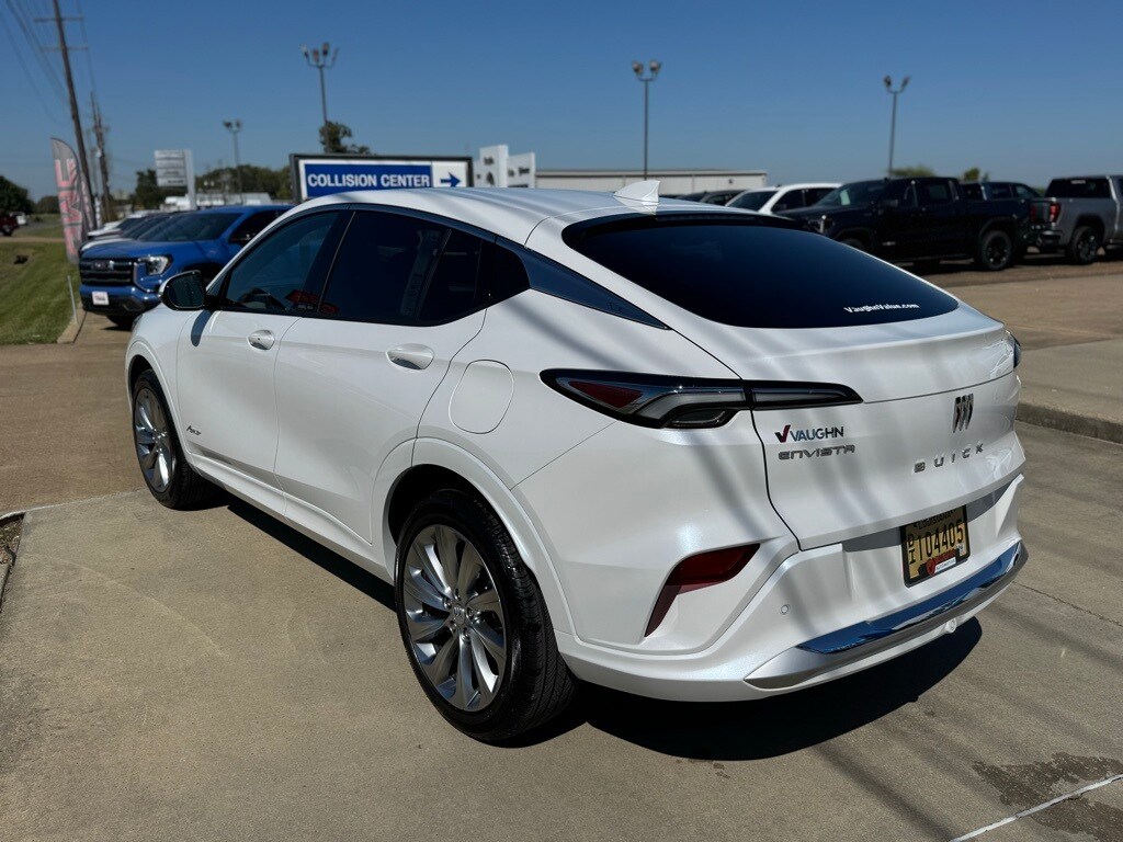 2025 Buick Envista Avenir photo 2