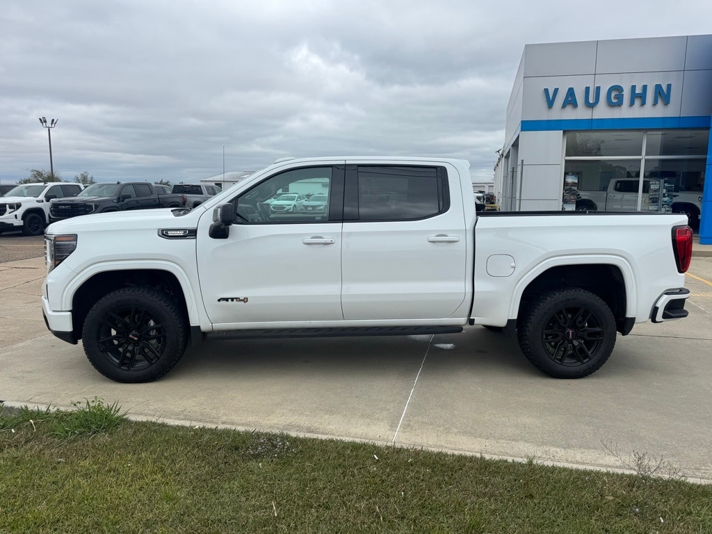 Used 2022 GMC Sierra 1500 AT4 Truck Crew Cab