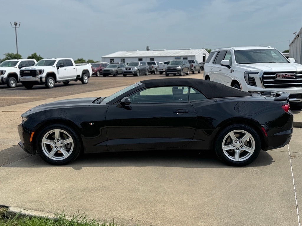 Used 2023 Chevrolet Camaro 1LT with VIN 1G1FB3DS1P0141907 for sale in Bunkie, LA