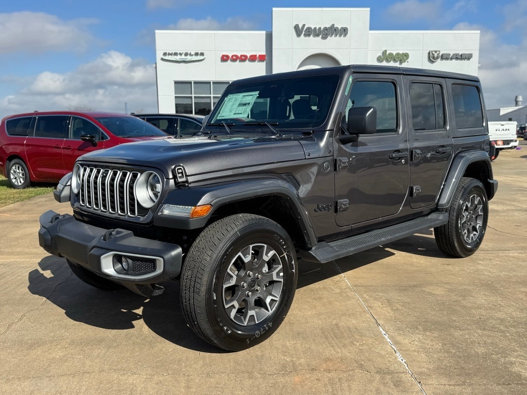 2025 Jeep Wrangler 4-Door Sahara's photo