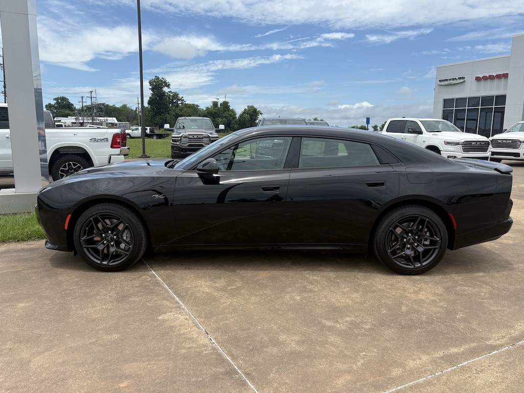 New 2026 Dodge Charger R/T PLUS 4-DOOR AWD Sedan