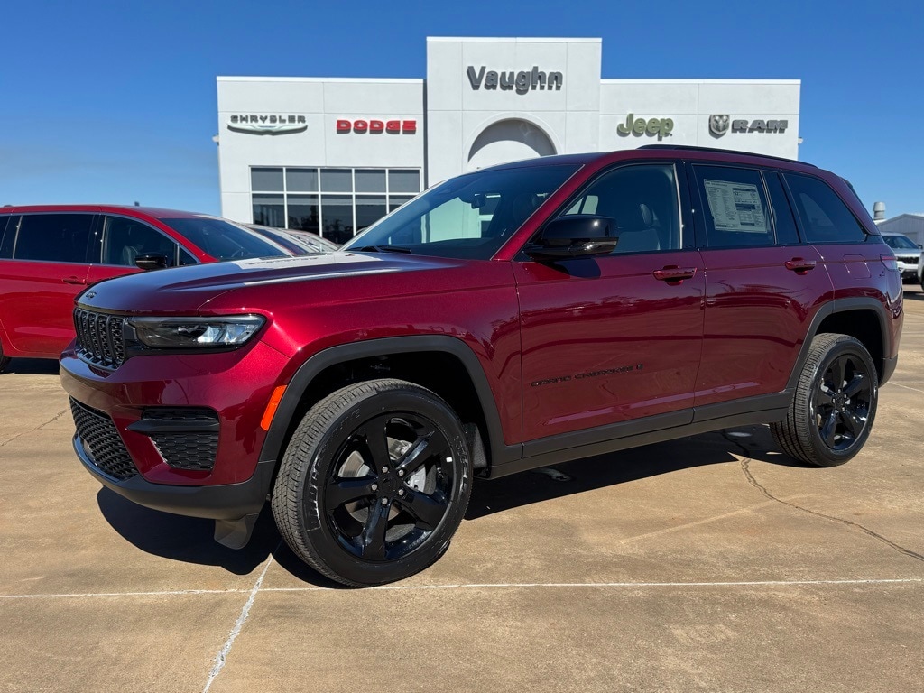 2025 Jeep Grand Cherokee Altitude's photo