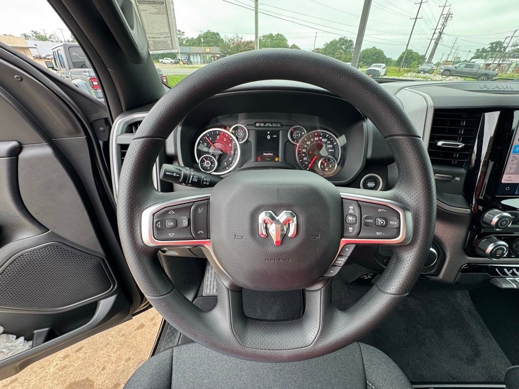 2025 RAM 1500 Tradesman - Photo 11