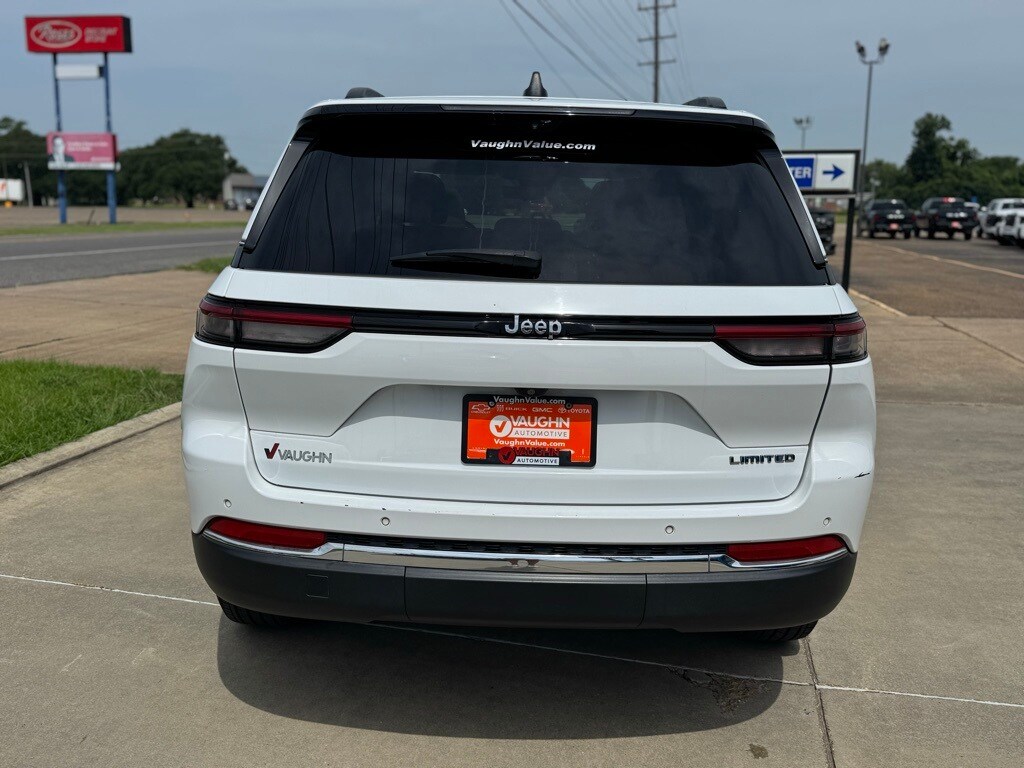2022 Jeep Grand Cherokee Limited photo 3